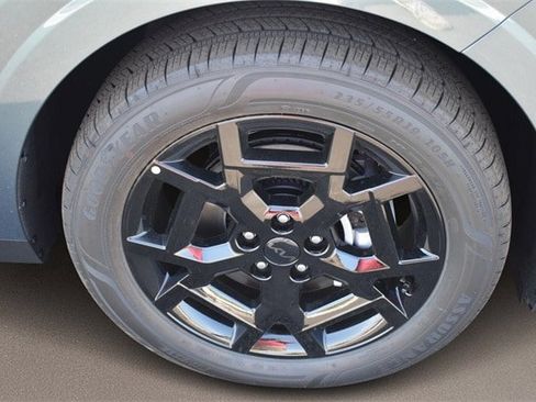 New 2026 Kia Carnival SX Prestige image 11