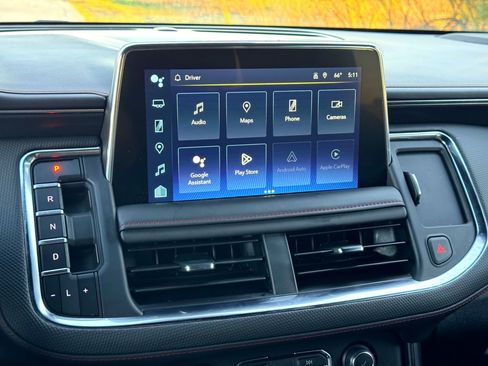 Used 2024 Chevrolet Suburban RST image 30