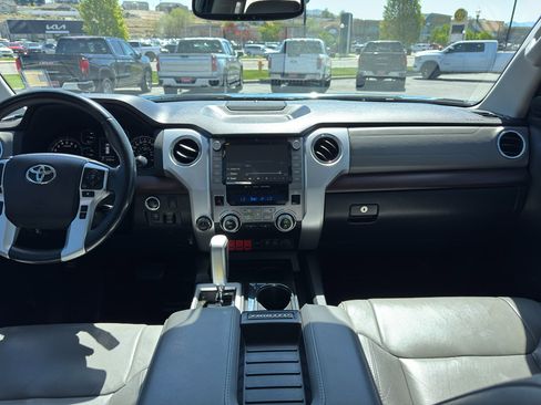 Used 2020 Toyota Tundra Limited w/ Limited Premium Package AWD/4WD image 9