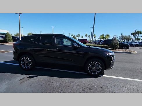 New 2026 Chevrolet Trax LT w/ Driver Confidence Package image 20