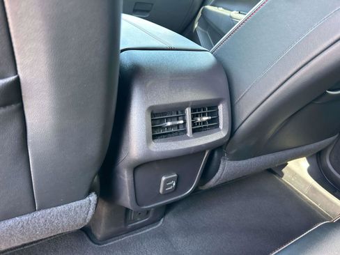 Used 2024 Chevrolet Equinox RS w/ RS Leather Package FWD image 34