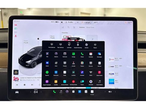 Used 2022 Tesla Model Y Long Range image 32