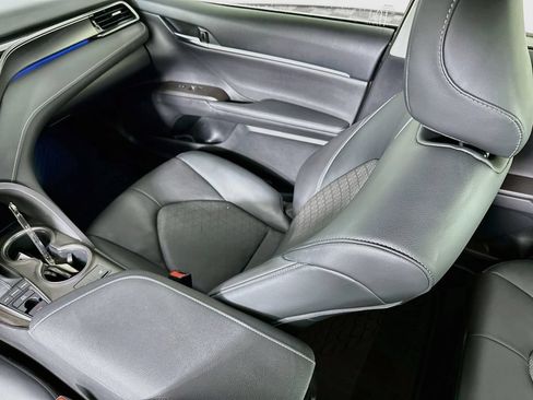 Used 2022 Toyota Camry XSE FWD image 24