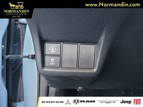 Used 2023 Honda Civic Sport image 14