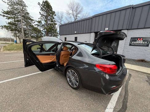 Used 2020 BMW 540i xDrive w/ M Sport Package image 41