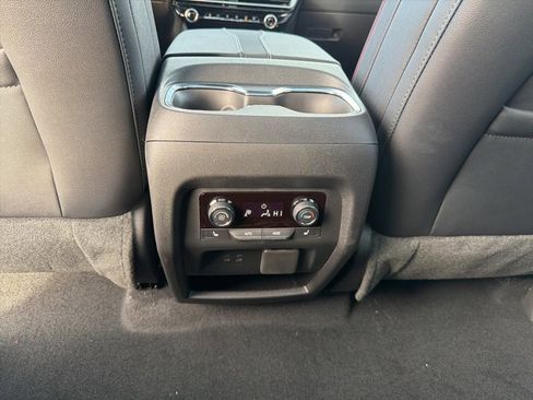 New 2026 Chevrolet Traverse RS image 23