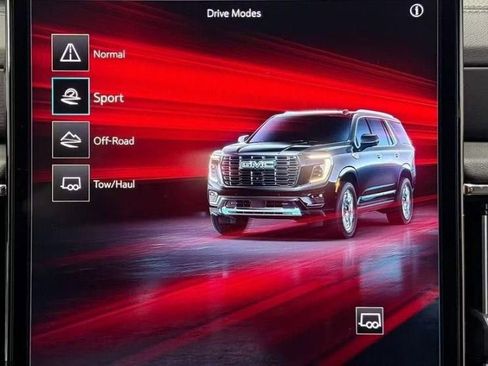 Used 2025 GMC Yukon Denali AWD/4WD image 22