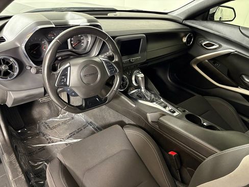 Used 2023 Chevrolet Camaro LT image 23