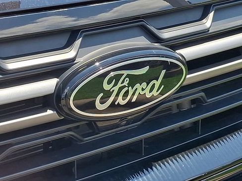 Used 2025 Ford Expedition Tremor AWD/4WD image 30