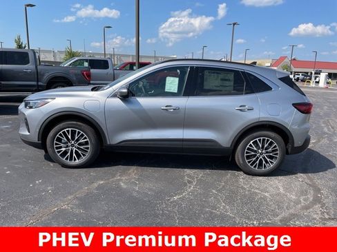 Certified 2024 Ford Escape Base w/ PHEV Premium Package image 2