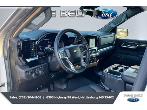 Used 2026 Chevrolet Silverado 1500 LT AWD/4WD image 12