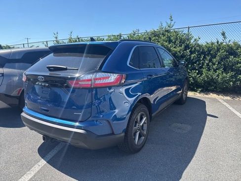 Used 2022 Ford Edge SEL w/ Sport Appearance Package AWD/4WD image 5