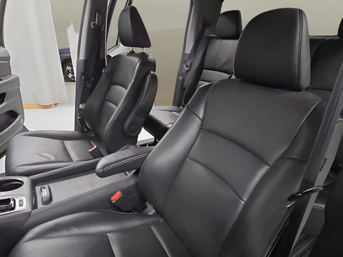 Used 2017 Honda Ridgeline RTL-T image 12