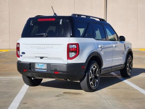 Used 2024 Ford Bronco Sport Outer Banks image 5