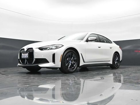 Certified 2023 BMW i4 eDrive35 RWD image 25