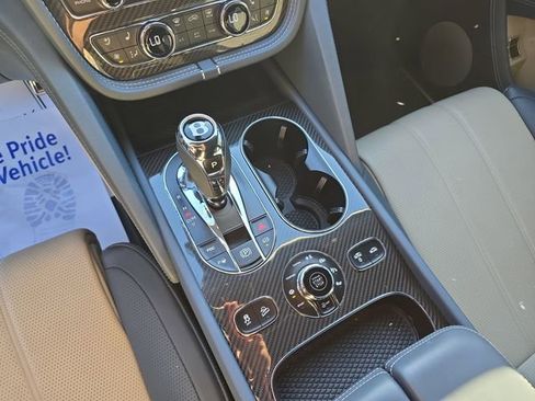 Used 2021 Bentley Bentayga Speed AWD/4WD image 29