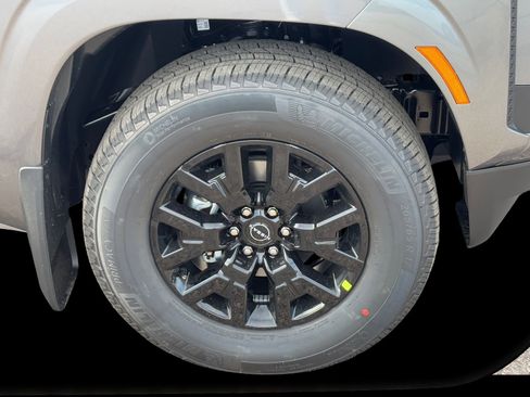 New 2026 Nissan Frontier SV w/ Tow Package RWD image 10
