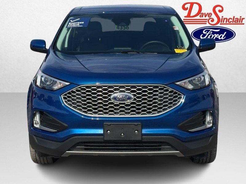 Used 2024 Ford Edge SEL w/ Convenience Package AWD/4WD image 2