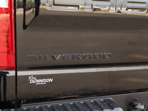 Used 2023 Chevrolet Silverado 1500 Custom Trail Boss w/ Midnight Edition AWD/4WD image 31