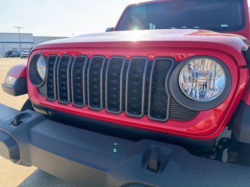 New 2024 Jeep Gladiator Sport image 6