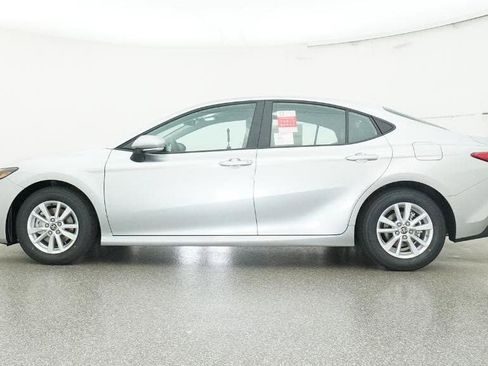 New 2026 Toyota Camry LE image 19