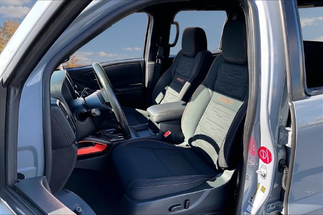 Used 2024 Nissan Frontier Pro-X w/ Technology Package RWD image 21