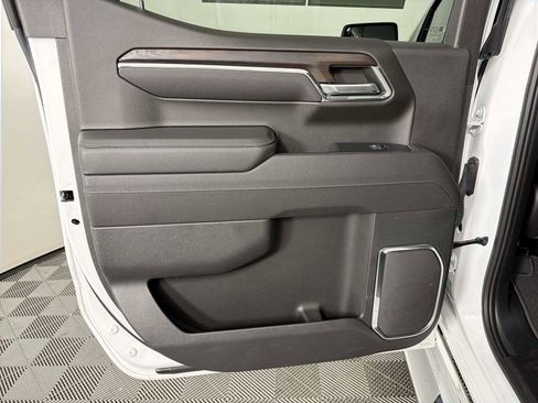 Used 2023 GMC Sierra 1500 SLT w/ SLT Premium Package image 19