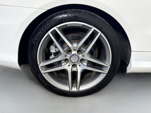 Used 2016 Mercedes-Benz E 400 E 400 image 31