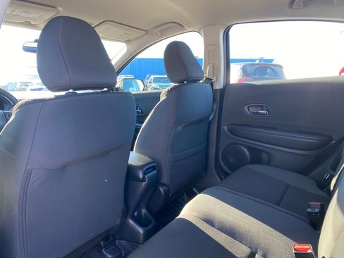 Used 2022 Honda HR-V LX image 15