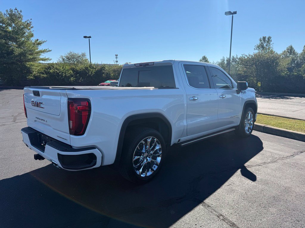 Used 2024 GMC Sierra 1500 Denali w/ Denali Reserve Package AWD/4WD image 9