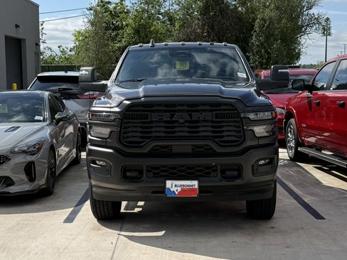 Used 2025 RAM 3500 Tradesman AWD/4WD image 2