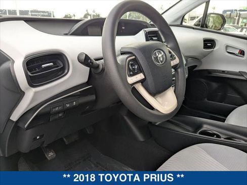 Used 2018 Toyota Prius Two image 12
