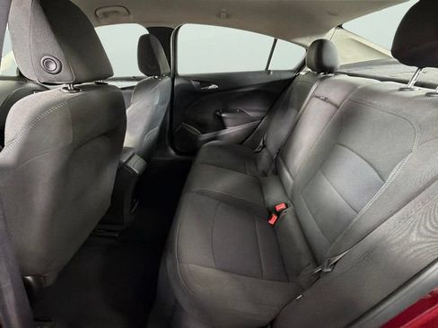 Certified 2017 Chevrolet Cruze LT w/ Convenience Package FWD image 25