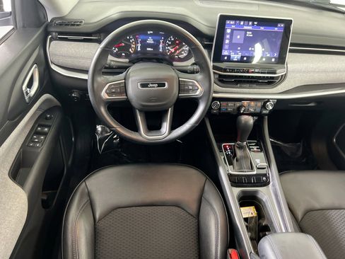 Used 2022 Jeep Compass Latitude w/ Convenience Group AWD/4WD image 21