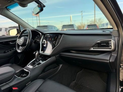 Used 2022 Subaru Outback Limited image 17