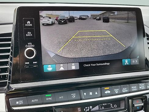 Used 2025 Honda Odyssey EX-L image 24