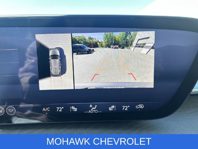 Used 2025 Buick Enclave Sport Touring w/ Power Package AWD/4WD image 15