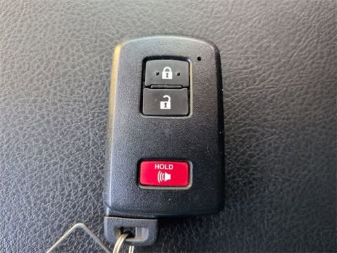 Used 2020 Toyota 4Runner Nightshade image 39