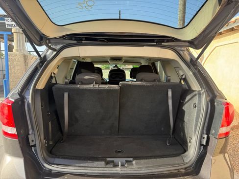 Used 2018 Dodge Journey SXT w/ Connectivity Group FWD image 7