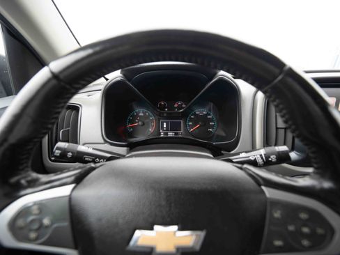 Used 2015 Chevrolet Colorado LT w/ LT Convenience Package AWD/4WD image 15