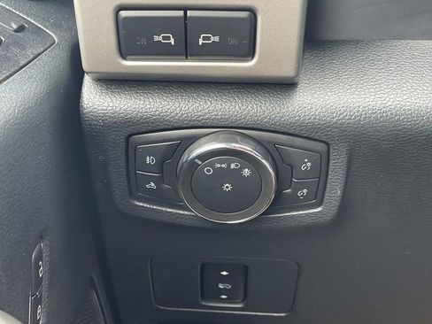 Used 2022 Ford F350 Lariat image 30