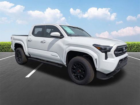 New 2026 Toyota Tacoma SR5 image 2