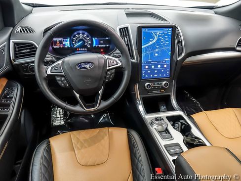 Certified 2024 Ford Edge Titanium w/ Titanium Elite Package AWD/4WD image 14