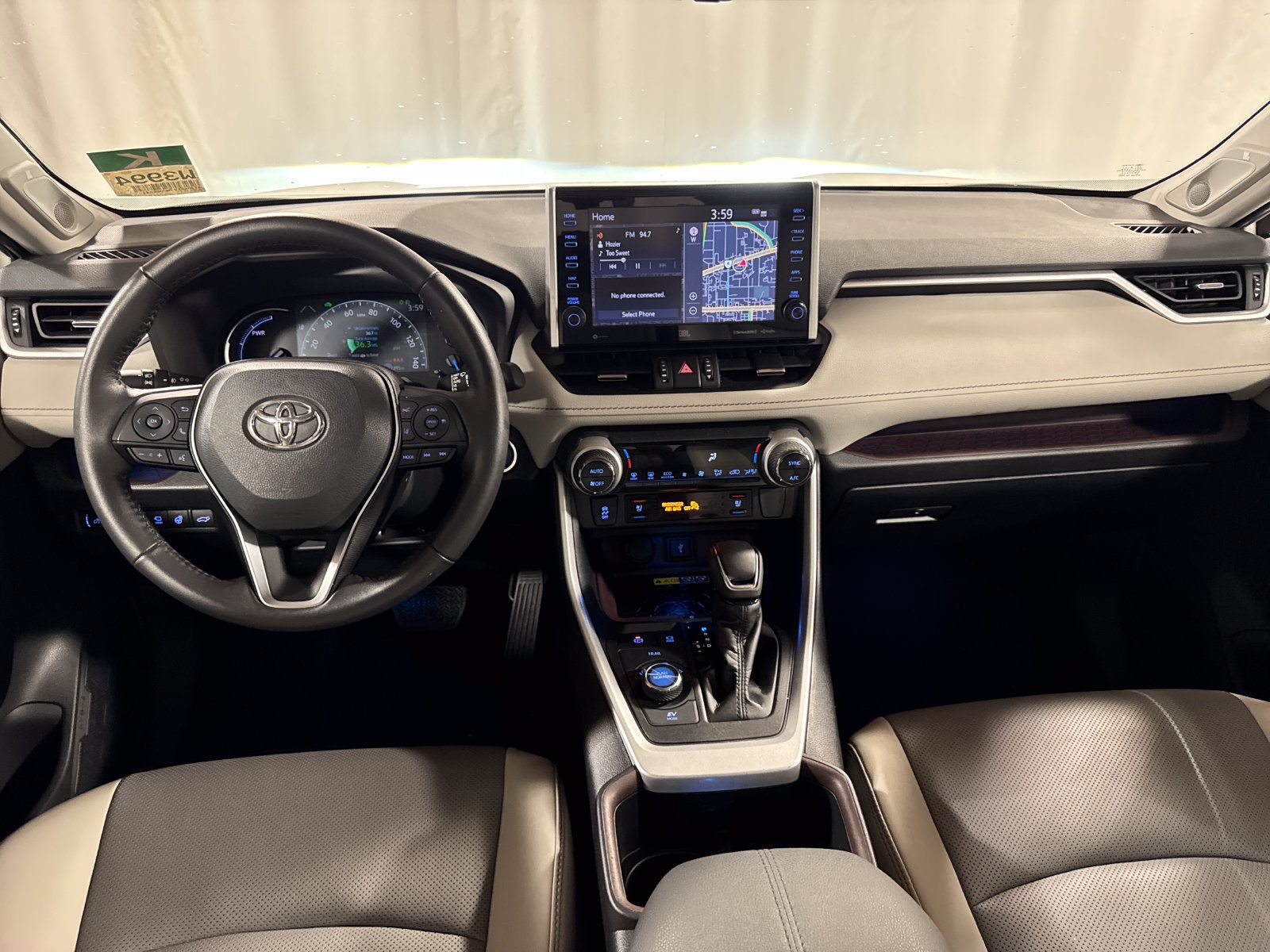 Used 2022 Toyota RAV4 Limited AWD/4WD image 4