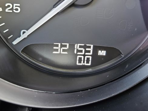 Used 2022 Porsche Macan image 33