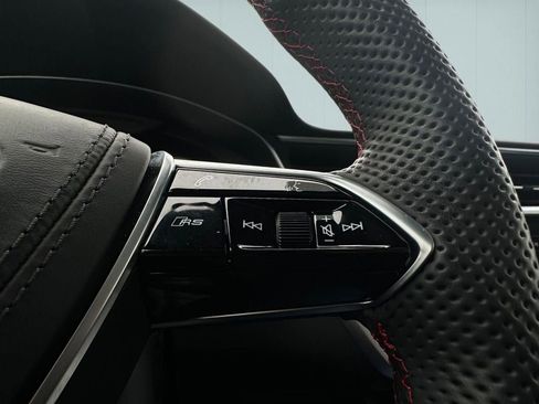 Used 2025 Audi RS 6 performance image 21