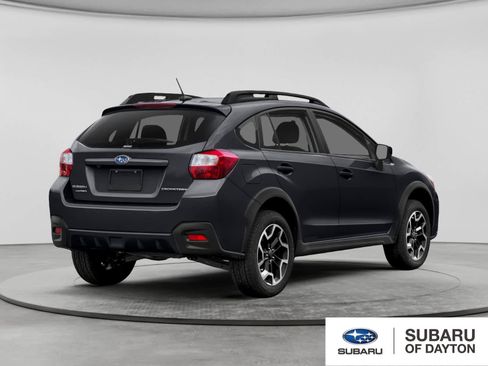 Used 2017 Subaru Crosstrek 2.0i Limited AWD/4WD image 2