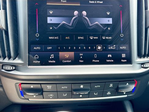 Used 2023 Maserati Levante GT AWD/4WD image 35