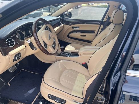 Used 2015 Bentley Mulsanne image 4