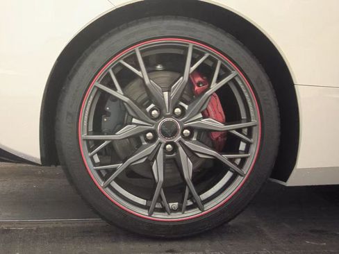 Used 2023 Chevrolet Corvette Stingray Premium Cpe w/ Z51 Performance Package RWD image 12